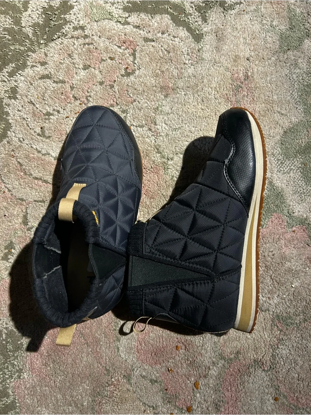 Teva Quilted Ember Mid Ankle Booties in Black with Tan Sole